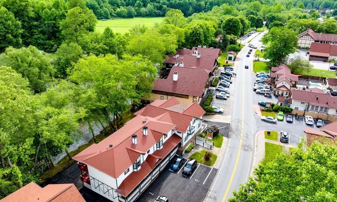 Helen House | Alpine River Suites #403 - Cozy Condo Right On The River in Downtown Helen