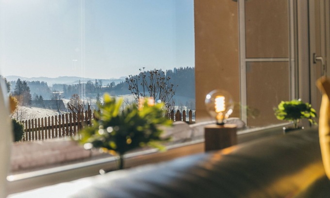 Wangen im Allgaeu Apartment | Alpine view I Sauna I Smart equipment I Fireplace