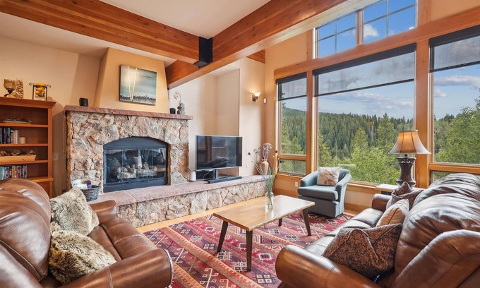 Dunkin Hill House | Alpine Vista Retreat: A spacious 3-bedroom home in Breckenridge with stunning mountain views!