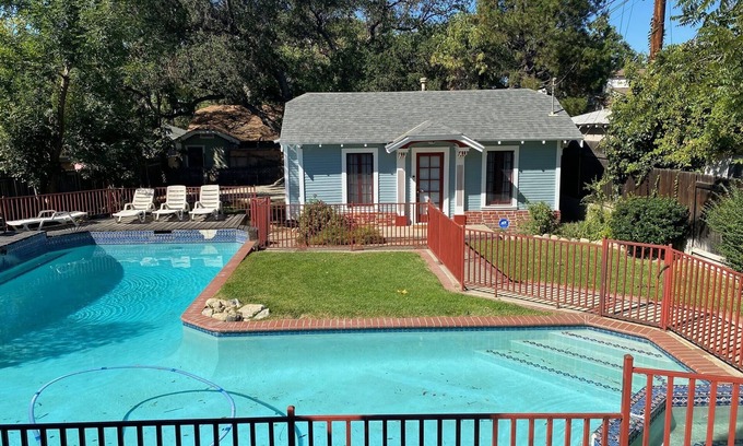 Altadena House | Altadena East Classic Craftsman