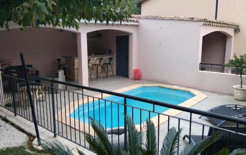 Piolenc House | Altahir