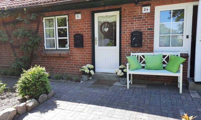 Stakendorf Apartment | Alte holsteinische Kate - winter promotion from November 1