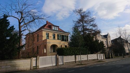 Blasewitz Apartment | Altenberger Stadtvilla