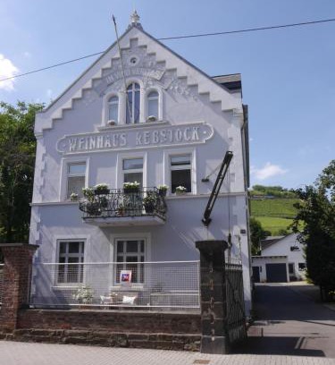 Winningen Apartment | Altes Weingut Weinhaus Rebstock