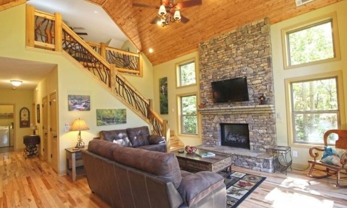 Bryson City Cabin | Altitude Adjustment - Two King Suites with Two Hot Tubs