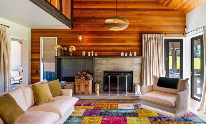 Lake Hayes Villa | Altitude|Hot Tub|Sauna|BBQ |Events Considered