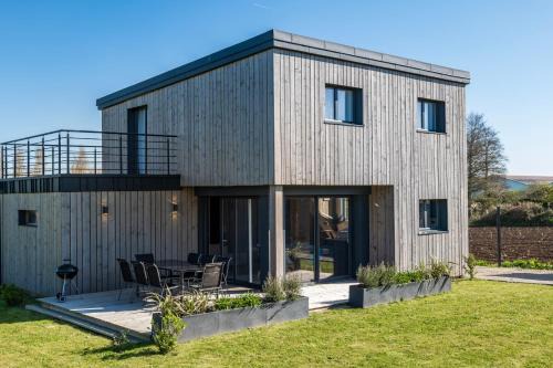 Sibiril House | Altitude Marine property