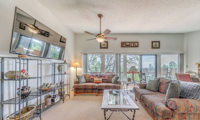 Alto House | Alto Townhome w/Deck Near Ski Apache!