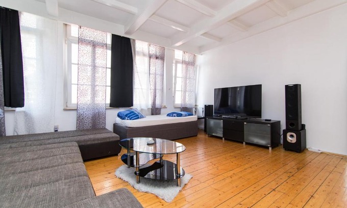 Dusseldorf Old Town Apartment | Altstadt Bolker Original