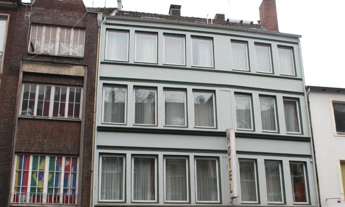Dusseldorf Old Town Hotel | Altstadt Hotel Rheinblick