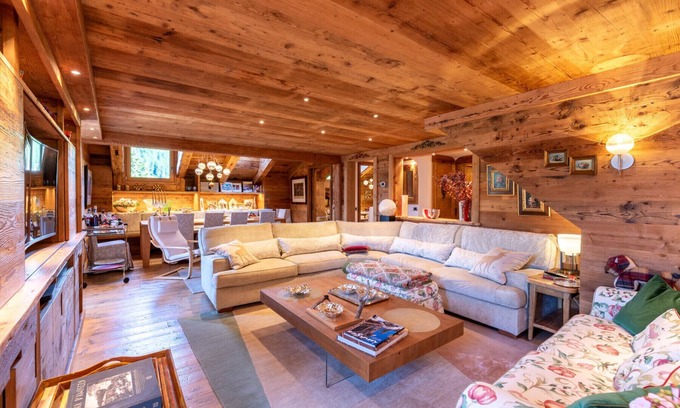 Cortina d'Ampezzo Apartment | Alverà Lodge with Terrace R&R