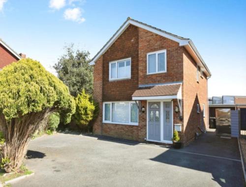 Gosport House | Alverstoke Seaside cottage