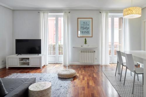 Antiguo Apartment | Always Easy I Escolta Real