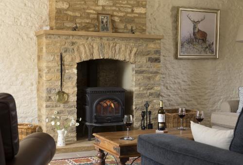 Chipping Norton House | Alysas Cottage