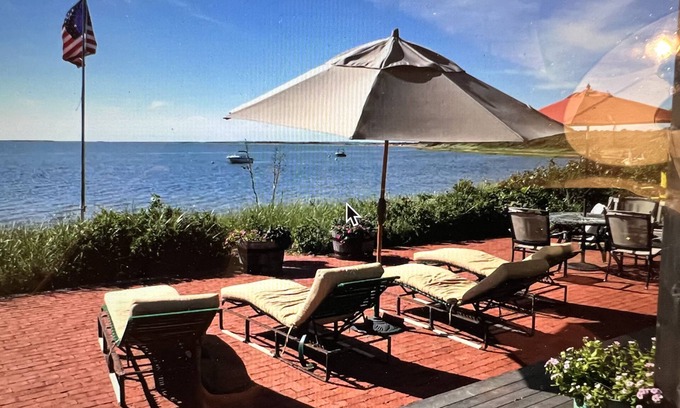 Napeague House | Amagansett Beach House on Napeague Harbor, NY - Walk to Ocean!