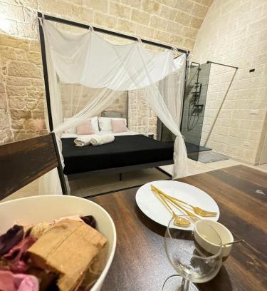 Corato Bed & Breakfast | Amalè Suite 25 Medioevo Design