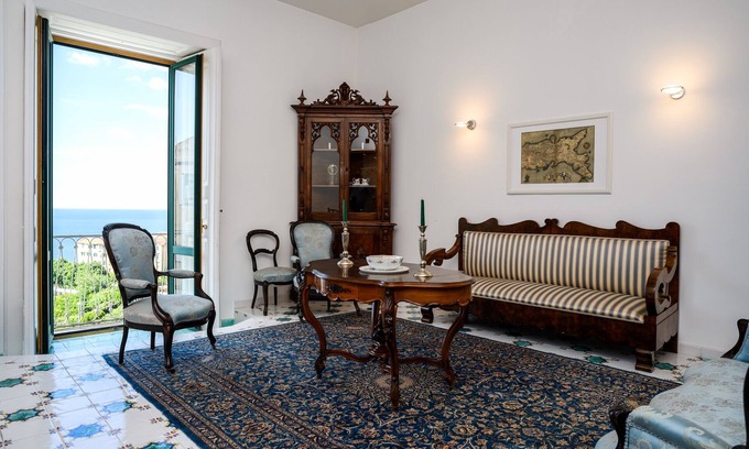 Vietri sul Mare Apartment | Amalfi Coast Family Luxury Suite