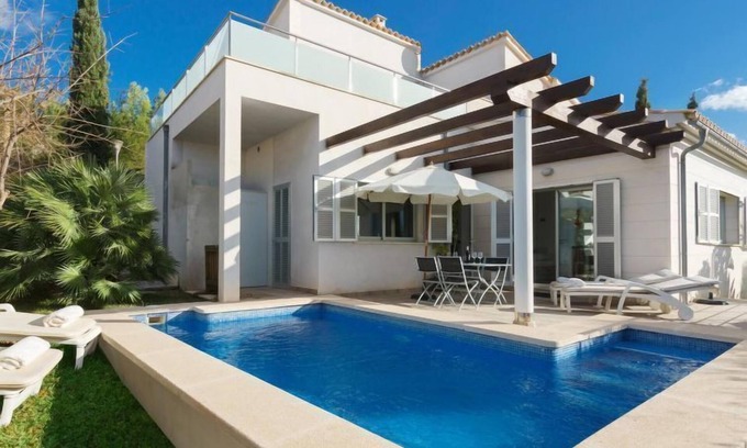 Cielo de Bonaire House | Amanecer by Interhome