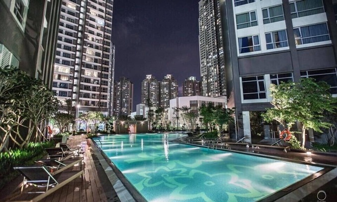 Hang Xanh Condo | AMAVI Plus - VINHOMES CP- MODERN AND COZY APARTMENT FOR GROUP/FAMILY -2/BED