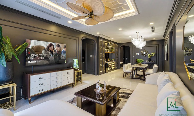 Hang Xanh Condo | Amavi VIP - Vinhome Stylist & Unique Penthouse 3BED n/by Landmark 81 skyscraper