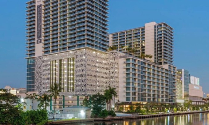 Allapattah Apartment | Amazing 2 Bed Room 2 bath Miami High rise with water views