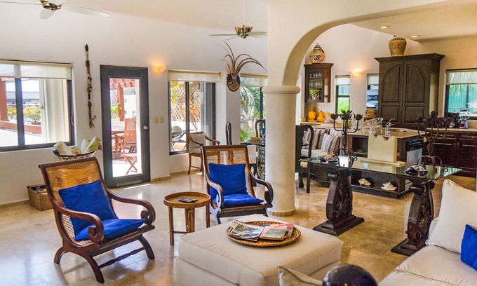 Gonzalo Guerrero Condo | Amazing 2 bedroom penthouse by BRIC at The Royal Palms