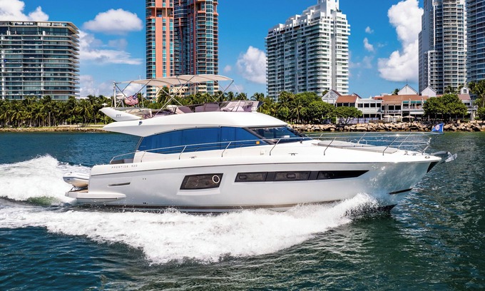 Keystone Point Boat Rental | Amazing 3 bedrooms luxury yacht in North Miami