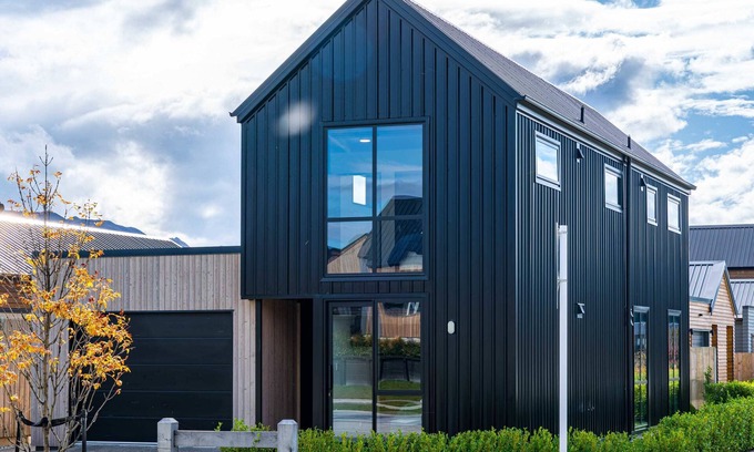 Wanaka House | Amazing Alpine Views in Wanaka