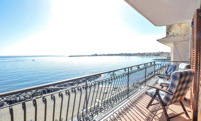 Giardini Naxos Apartment | Amazing apartment in Giardini Naxos