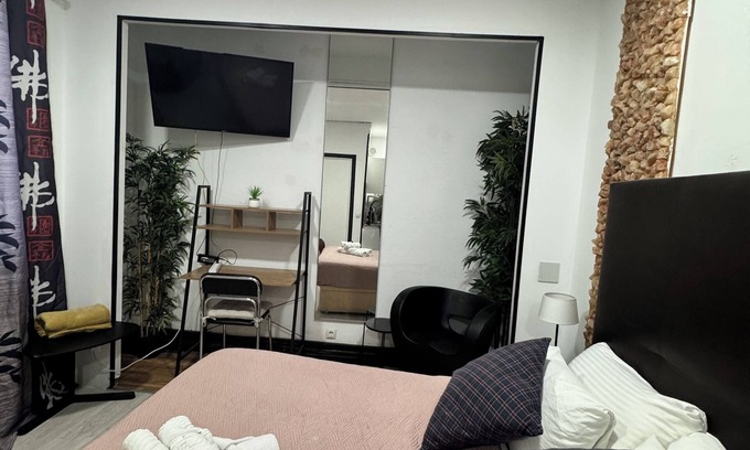 Palacio Apartment | Amazing Apartment in Ópera