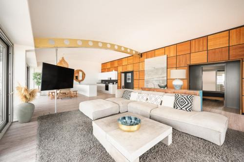Lancing Apartment | Amazing beach apartment
