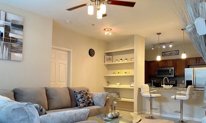 Lindbergh Apartment | Amazing Buckhead 2bd/2ba Apartment with parking.