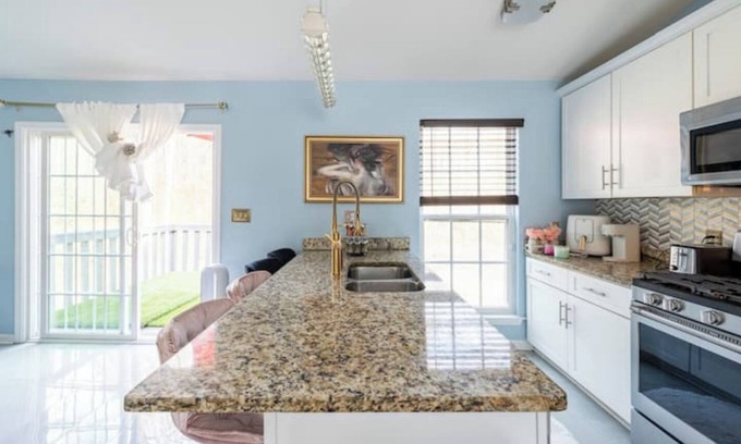 Lithonia House | Amazing, cozy & warm family home