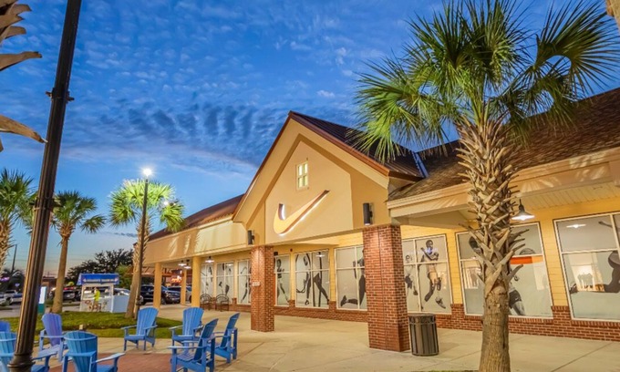 Red Hill Condo | Amazing Golf Resort at Discounted Rates