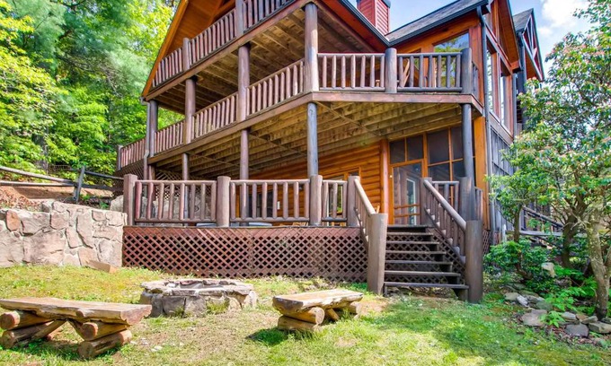 Wears Valley House | Amazing Grace Cabin