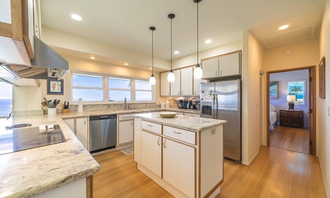 Hakalau House | Amazing Hamakua Coast Oceanfront Retreat - 2BR Private Home