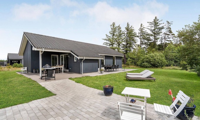 Tranum House | Amazing home in Brovst with kitchen