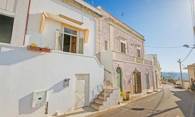 Castro Marina House | Amazing home in Castro with WiFi