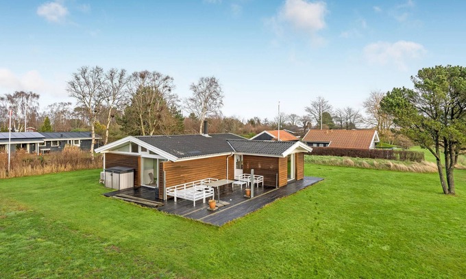 Nordstrand House | Amazing home in Frederikshavn with WiFi
