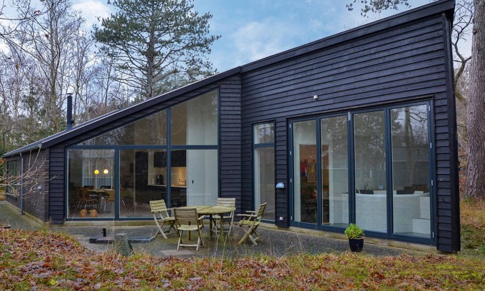 Udsholt Sand House | Amazing home in Græsted with kitchen