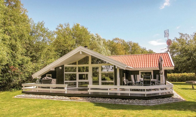 Ristinge House | Amazing home in Humble with WiFi