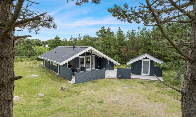 Bjerregaard House | Amazing home in Hvide Sande with WiFi