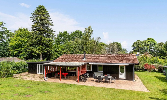 Melby House | Amazing home in Melby with WiFi
