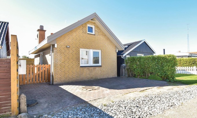 Hasmark Strand House | Amazing home in Otterup with kitchen