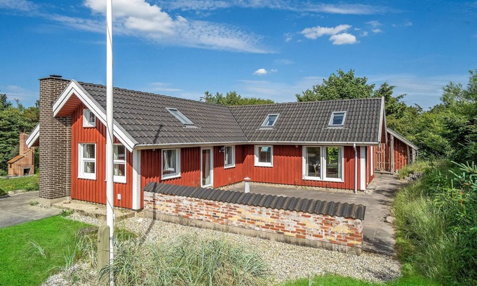 Skjern House | Amazing home in Skjern with kitchen
