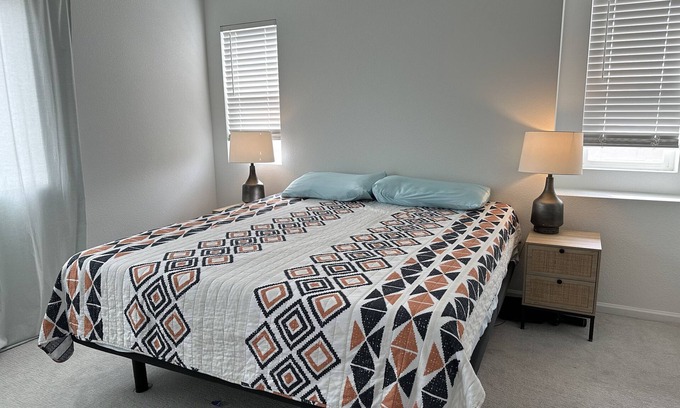 Commerce City House | Amazing home near DIA and I70