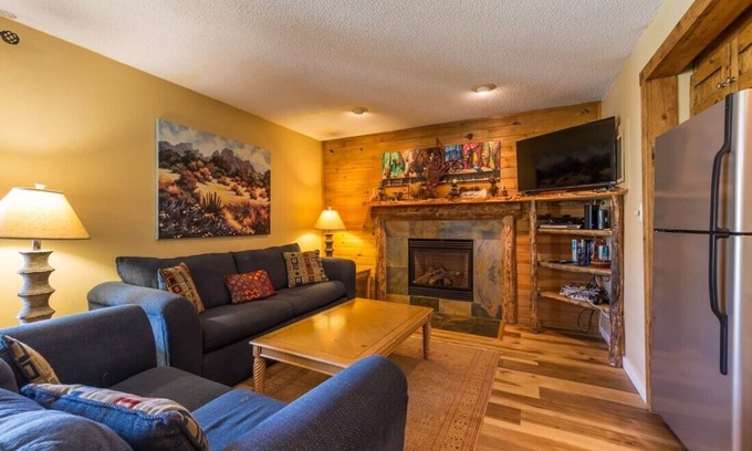 Crested Butte Condo | Amazing location, just steps from the base area! Newly updated adorable condo!