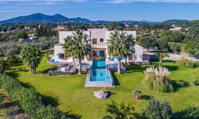 Son Servera Villa | Amazing Mallorca Villa | Villa Scorpius | 6 Bedrooms | Spacious Furnished Sun.