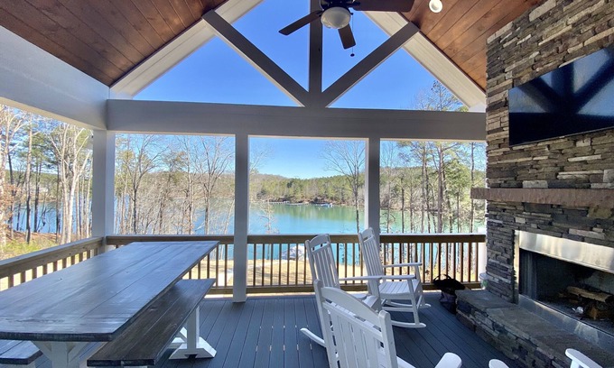 Six Mile House | Amazing Mid Lake Keowee Location and Cove.