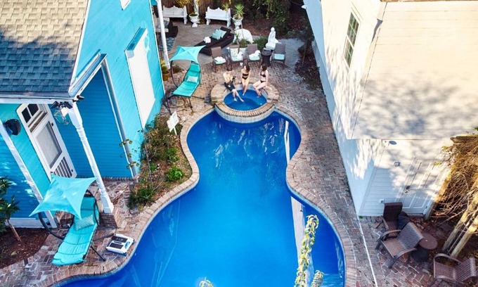 Faubourg Marigny Bed & Breakfast | Amazing Modern Property 5 BR Next to French QT & Bourbon